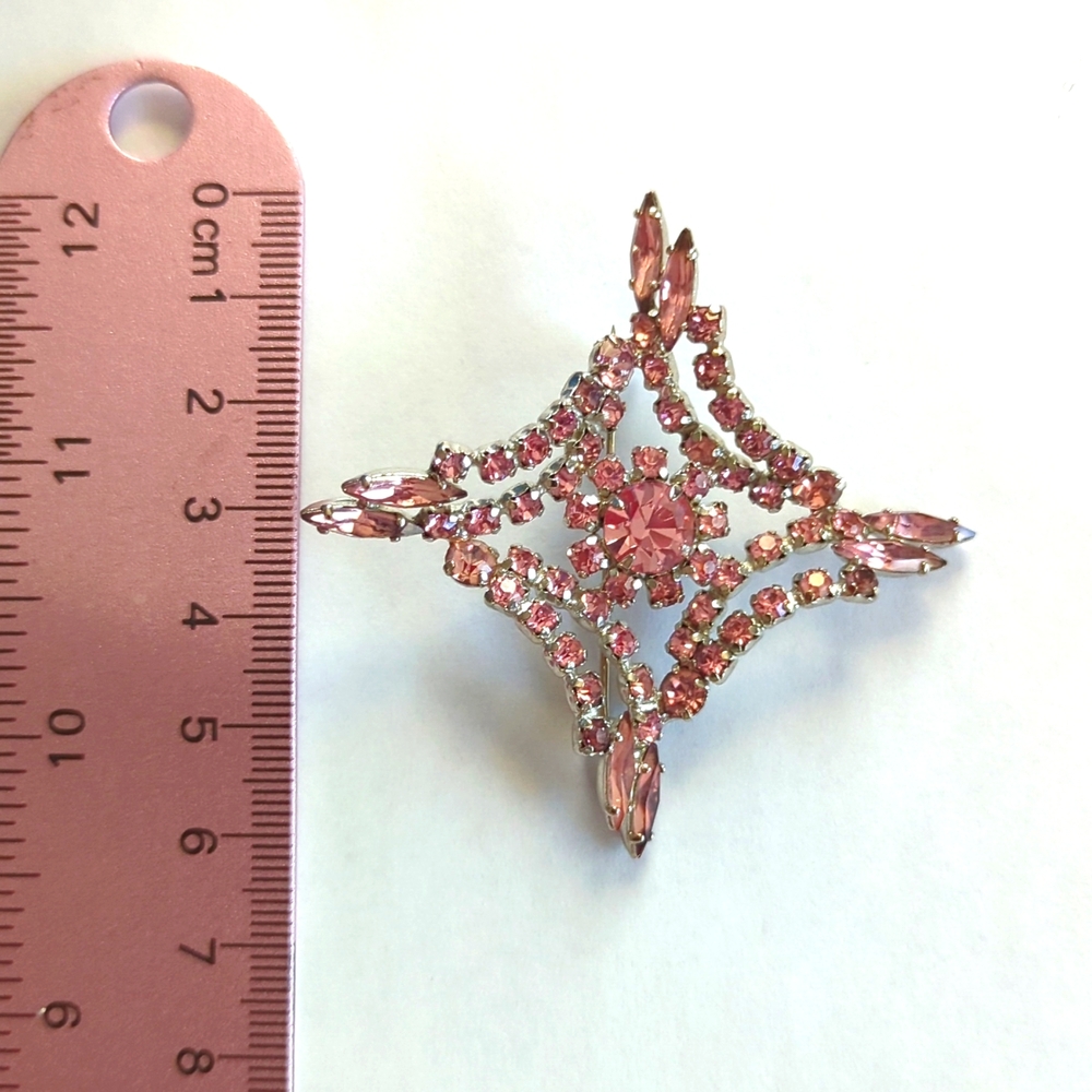 Vintage 50s Costume Jewelry Brooch Pink